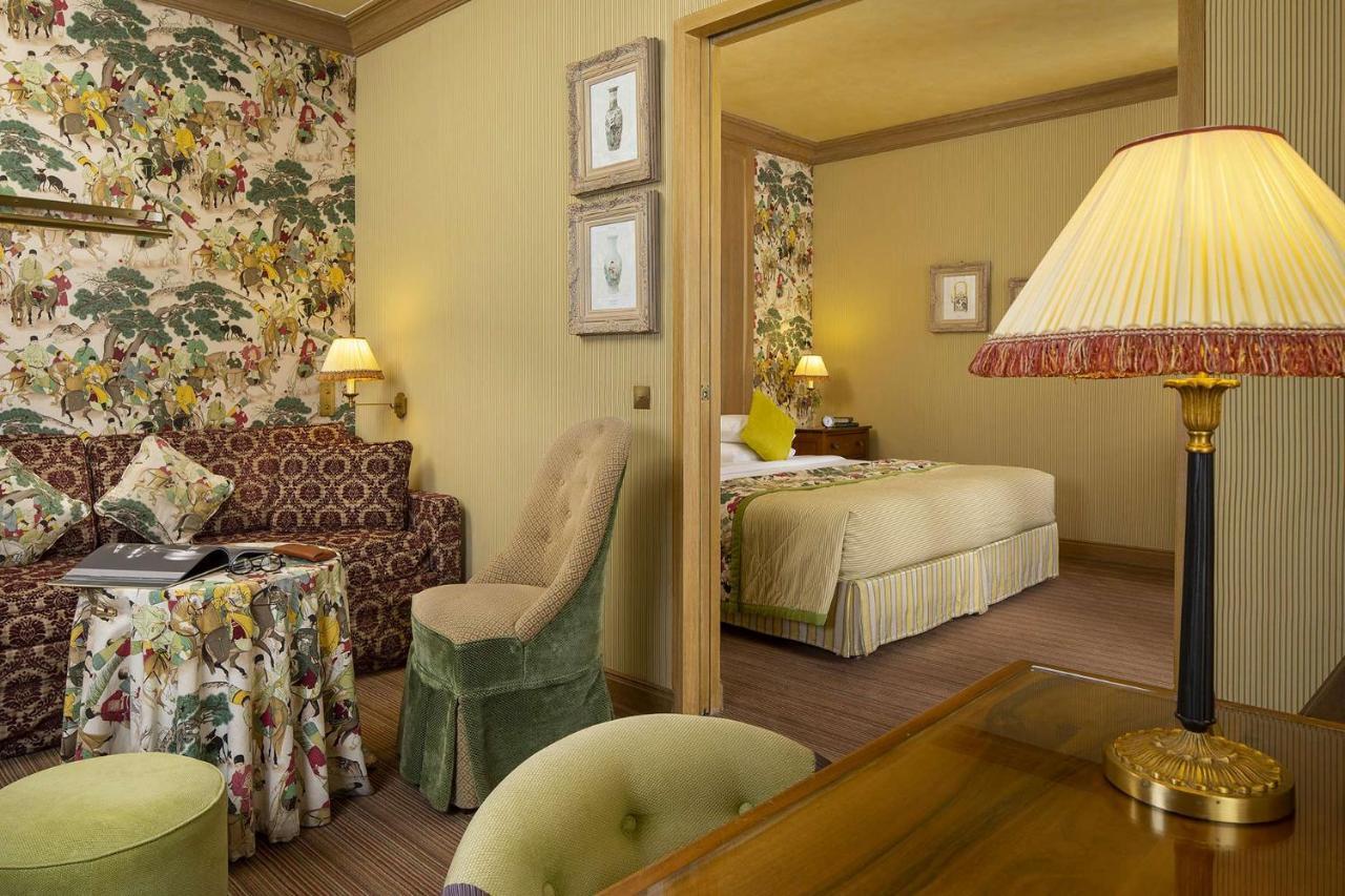 Chambiges Elysees 4*